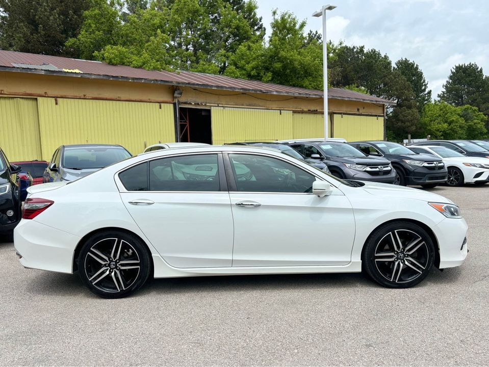 2016 Honda Accord Sport photo