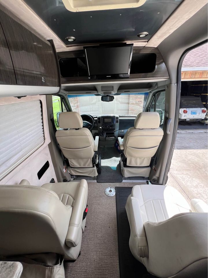 2012 Airstream Interstate photo